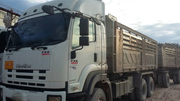 รถอีซูซุ 10 ล้อดั้ม FXZ  360 แรงม้า. ปี 53   ( ขายแม่ , ลูก )  สนใจติดต่อ  081 - 6079515