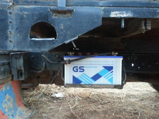 ขายถูกรถบ้านIsuzu NKR 88แรง แท้ เกียร์ยาว ปี 34 ราคา25000บาท(ต่อรองได้) 081-4043864,085-0670669