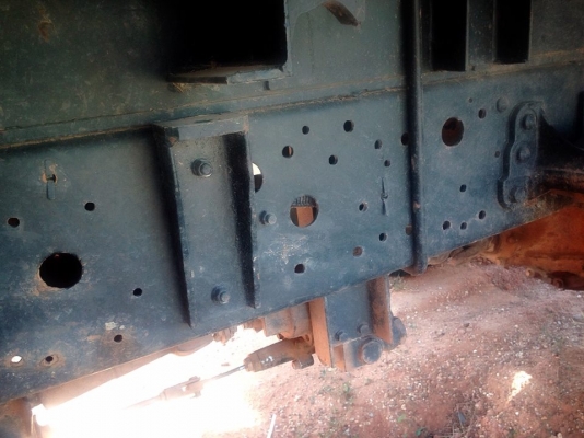 **749,000 บ.ต่อรอง**ขาย6ล้อดั้มดิน5คิว ISUZU 210 ประกอบ ISUZU NRR33C1 6HH1-210HP เครื่องแน่น แรงๆ ไม่เยิ้ม เกียร์ดีไม่มีหอน ช่วงล่างใหญ่ Fหน้า-หลัง คัสซีสวยๆ เดิม ไม่ปะไม่ดาม ไม่มีบวม กระบะดั้มเหล็ก5ตัน3.60ม.ยิงหน้า สภาพดี พื้นดี ข้างยังสวย ไม่มีโก่ง ดั้ม