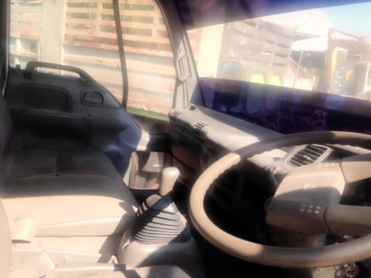 **749,000 บ.ต่อรอง**ขาย6ล้อดั้มดิน5คิว ISUZU 210 ประกอบ ISUZU NRR33C1 6HH1-210HP เครื่องแน่น แรงๆ ไม่เยิ้ม เกียร์ดีไม่มีหอน ช่วงล่างใหญ่ Fหน้า-หลัง คัสซีสวยๆ เดิม ไม่ปะไม่ดาม ไม่มีบวม กระบะดั้มเหล็ก5ตัน3.60ม.ยิงหน้า สภาพดี พื้นดี ข้างยังสวย ไม่มีโก่ง ดั้ม