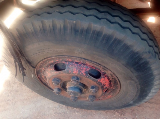 **749,000 บ.ต่อรอง**ขาย6ล้อดั้มดิน5คิว ISUZU 210 ประกอบ ISUZU NRR33C1 6HH1-210HP เครื่องแน่น แรงๆ ไม่เยิ้ม เกียร์ดีไม่มีหอน ช่วงล่างใหญ่ Fหน้า-หลัง คัสซีสวยๆ เดิม ไม่ปะไม่ดาม ไม่มีบวม กระบะดั้มเหล็ก5ตัน3.60ม.ยิงหน้า สภาพดี พื้นดี ข้างยังสวย ไม่มีโก่ง ดั้ม