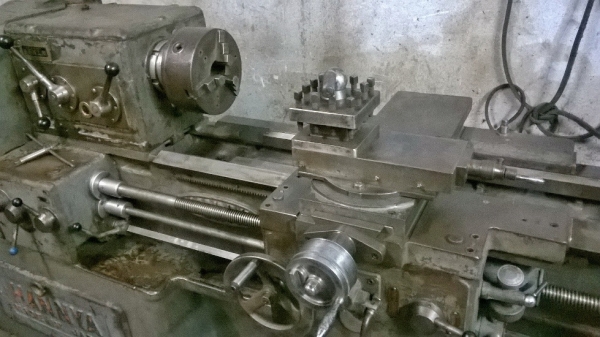 ขายด่วนๆถูกๆ 75,000 บาท เครื่องกลึงนำเข้าจากญี่ปุ่น HANNYA ขนาด 6.5 ฟุต