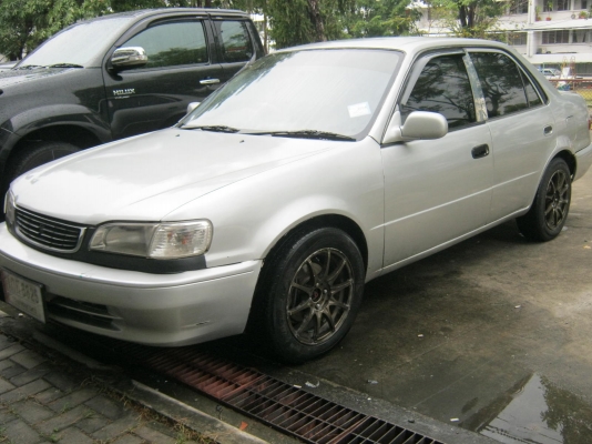 toyota ไฮทอค ปี1999 เกียร์ออโต สวยพร้อมขับ 58000