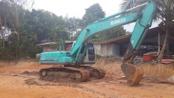 ขายแมคโครkobellco mark 6 yn-10 สภาพพร้อมใช้งานขาย1700000