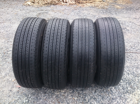 ขายแม็กISUZUพร้อมยางบริดสโตน 215/70R16 ยางสัปดาห์ที่53ปี12  สวยๆจำนวน 1  ชุด