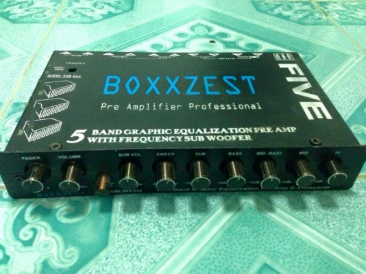 1...ปรีแอมป์ boxxzest 5แบน มือสองสภาพดี เสียงดีแนวโชว์ ขาย 1250 บาท 2...ปรีแอมป์ soundmagus 7แบนมือสองสภาพดีเบสแรงๆกลางเด่น ขาย 1350 บาท สนใจ0892425454 อยู่สระบุรีส่งได้