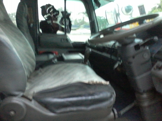 ขายด่วนครับ หัวคัสซี HINO 1J 220 CC. 1เพลาครับ ยาว 7.20 M. รถสวยครับ พร้อมใช้งานเลยครับ ทบ.แจ้ง 79 นะครับ