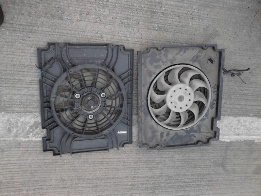 พัดลมระบายความร้อน หม้อน้ำรถยนต์ TEL.081-427-3941 พัดลมระบายความร้อน หม้อน้ำรถยนต์ TEL.081-427-3941