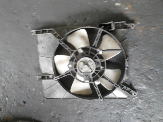 พัดลมระบายความร้อน หม้อน้ำรถยนต์  TEL.081-427-3941