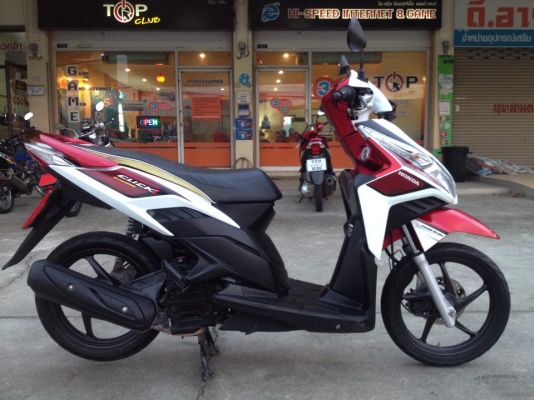 ขาย ฮอนด้า คลิ๊ก 110i สีขาว - แดง ปี 53 ตัวท็อป ขาย ฮอนด้า คลิ๊ก 110i สีขาว - แดง ปี 53 ตัวท็อป