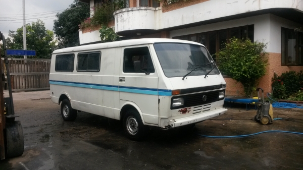 ขายรถตู้โฟล์คLT28 ใหญ่ยาวเครื่องLD28 ออโต้พร้อมขับ ไม่ผุแต่ไม่มีทะเบียน ขี้เกลียดตาม ขาย 58000 บาท ขายรถตู้โฟล์คLT28 ใหญ่ยาวเครื่องLD28 ออโต้พร้อมขับ ไม่ผุแต่ไม่มีทะเบียน ขี้เกลียดตาม ขาย 58000 บาท