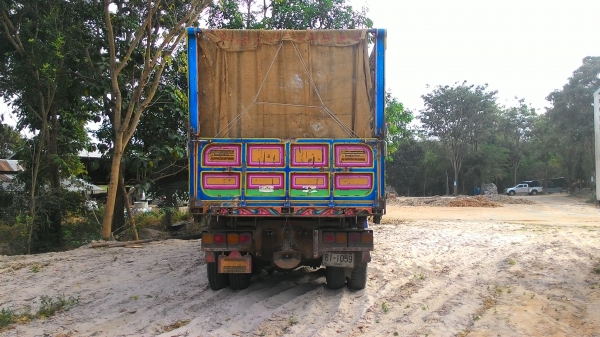 (หลุดจอง)ขายรถพ่วงดั๊ม Isuzu Giga 320Hp แม่-ลูก ต่ออู่โชคชัยอุดรธานี รถพร้อมใช้งาน วิ่งงานตลอด ราคาต่อรองกันได้ครับ