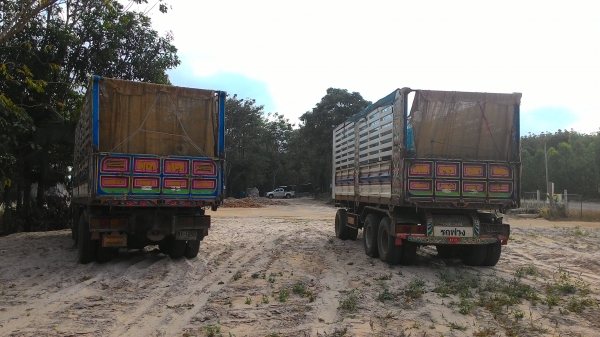 (หลุดจอง)ขายรถพ่วงดั๊ม Isuzu Giga 320Hp แม่-ลูก ต่ออู่โชคชัยอุดรธานี รถพร้อมใช้งาน วิ่งงานตลอด ราคาต่อรองกันได้ครับ