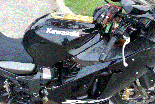 ขาย KAWASAKI ZX12r 2005 ทะเบียนแท้ สภาพสวย กริ๊ป แต่งเต็มทั้งคัน ราคา 220000- ขาย KAWASAKI ZX12r 2005 ทะเบียนแท้ สภาพสวย กริ๊ป แต่งเต็มทั้งคัน ราคา 220000-