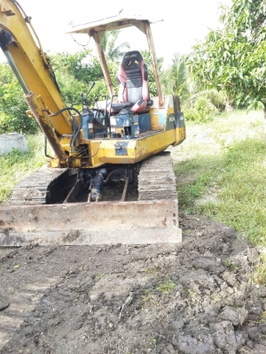 PC40-6 รถดี สีไม่สวย..รถทำงานอยู่ เครื่องดี ปั้มแรง ช่วงล่างดี...(ปั้มใหม่)