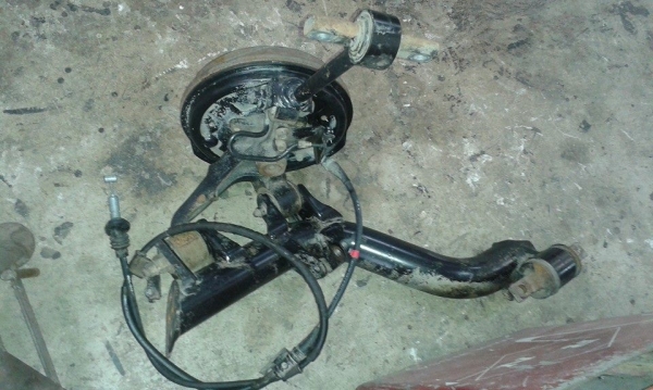 -ขายปีกนกหลังชีวิค ไดแมนชั่นปี 2005