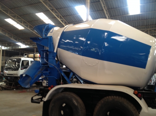 ขายรถโม่ปูน 5 คิว HINO PROFIA เครื่อง K13D 260 แรงม้า ตัวเกียร์ปั่นติดอยู่กับเครื่อง กำลังเก็บงานใหม่หมดทั้งคัน รถสวยพร้อมรับประกัน มีคันเดียว สนใจรีบเลย ค่ะ