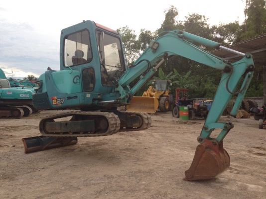 ขาย ยันม่าร์ B 27-2 สีเดิมๆ สวยสุดๆคันนี้ มีเก๋ง นำเข้าจากญี่ปุ่นแท้ 1000\% พร้อมใช้งาน ขายถูกๆ 090-986-2521