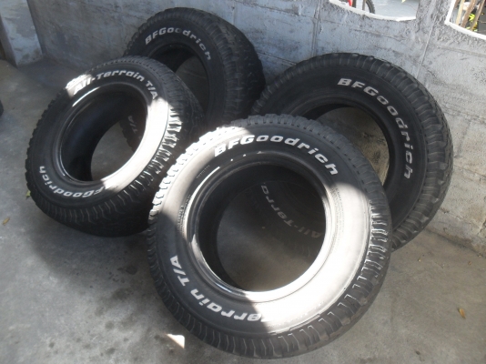 ยาง BFGoodrich 265/70R16 สวยๆ 4 เส้น ราคา 2700 บาท