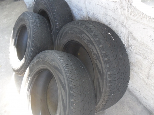 ยาง YOKOHAMA 245/70R16ปี10 สวยๆ 4 เส้น ราคา 2800 บาท