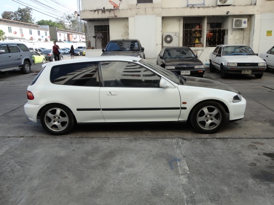 ขายฮอนด้าซีวิก 3ประตู เกียธรรมดา พวงมาลัยเพอเวอร์ กระจกไฟฟ้า