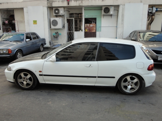 ขายฮอนด้าซีวิก 3ประตู เกียธรรมดา พวงมาลัยเพอเวอร์ กระจกไฟฟ้า