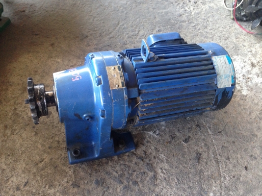 ขายมอเตอร์เกียร์ Cycro drive Sumitomo 1HP. 380V อัตราทด 1:17 เพลาออกประมาณ 85 รอบต่อนาที สภาพสวยมาก วิ่งนิ่ม พร้อมใช้งาน