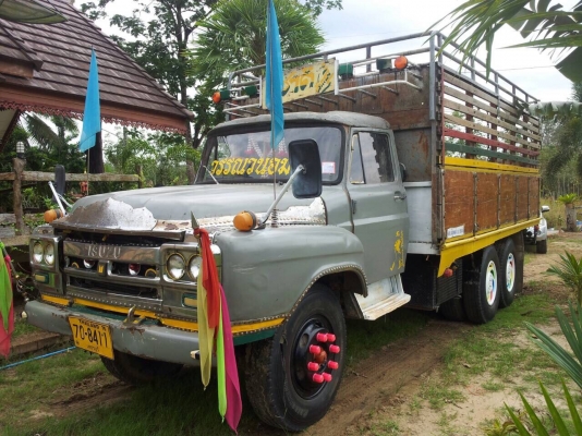 10ล้อเพลาเดียวหน้ายาว 165แรง รถสวยมากๆยางสวย เครื่องสวย คัสซีสวย เล่มพร้อม...