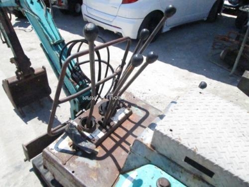 รถขุดเล็ก KOMATSU PC03 รหัสสินค้า : 14001887 หรือเพิ่มเติมไดที่ www.nihonmono.com รถขุดเล็ก KOMATSU PC03 รหัสสินค้า : 14001887 หรือเพิ่มเติมไดที่ www.nihonmono.com