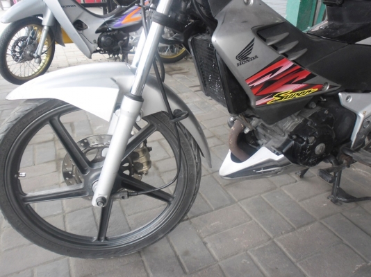 โซนิค125ตัวใหม่ปี48รถบ้านเครื่องดีรถเดิมๆเอกสารครบ