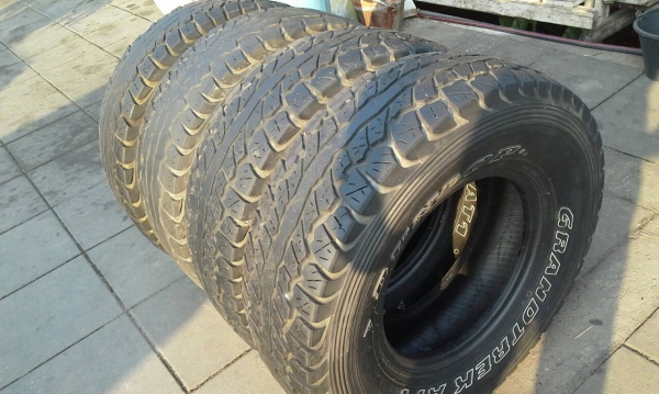 31X10.50R15 DUNLOP GRANDTREK AT1 ชุด 4 เส้น TEL.081-427-3941 31X10.50R15 DUNLOP GRANDTREK AT1 ชุด 4 เส้น TEL.081-427-3941