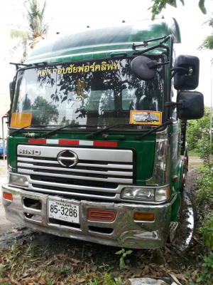 ขายหัวลากHINO Frofia สองเพลาพร้อมหางพื้นเรียบสามเพลา