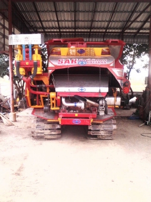 รถเกี่ยวข้าวสภาพพร้อมใช้งาน 560,000 ราคาต่อรองได้