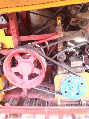 รถเกี่ยวข้าวสภาพพร้อมใช้งาน 560,000 ราคาต่อรองได้