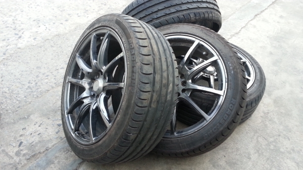 ล้อขอบ 17 5รู100 -114 พร้อมยาง 205-45R17 ถอดจากอัลติส