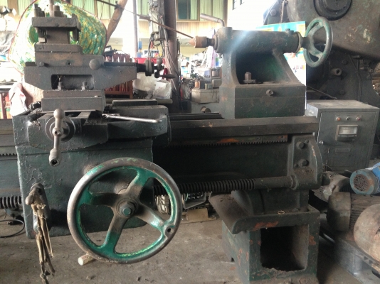 ขายเครื่องกลึง 8ฟุต 1เพลา สภาพใช้งานได้เลย