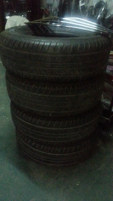 ยาง Dunlop 265-70R16