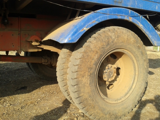 ต้องการขายรถ 6 ล้อดั้มเครื่องยนต์6สูบ 165แรงม้า