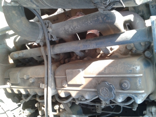 ต้องการขายรถ 6 ล้อดั้มเครื่องยนต์6สูบ 165แรงม้า