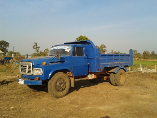 ต้องการขายรถ 6 ล้อดั้มเครื่องยนต์6สูบ 165แรงม้า