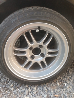 ขาย 3ห่วง ปี93 เกียร์ออโต เดิมๆๆไม่มีชนหนัก ไม่ติดแก็สน้ำมันล้วนๆ 75,000บาท 0855155980