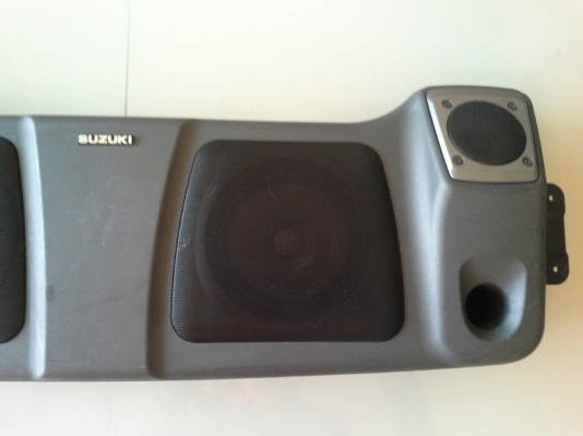 ลำโพงแผง SUZUKI ของ SANYO แบบ 2 แชแนล เสียงดี จากญี่ปุ่น