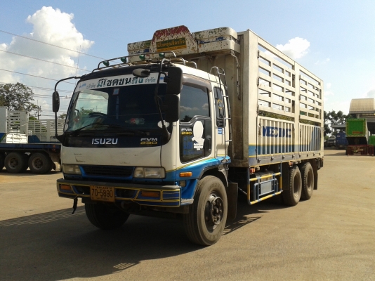 ขายรถ 10 ล้อ ISUZU เดก้า 200 แรง / 1 เพลา รถร่องไม่ดั้ม