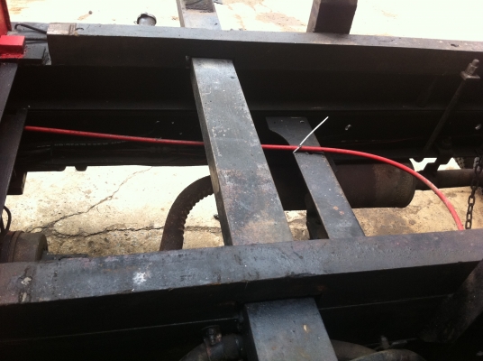 ISUZU NPR ช่วงล่าง F ยางเต็ม ดั้ม-เทรน Unic 3.5 ตัน ท้อง V เครื่อง 4BD1 -115 แรงม้า พวงมาลัยพาวเวอร์ ช่วงล่าง F คัสซีสวย ทะเบียนพร้อมโอน