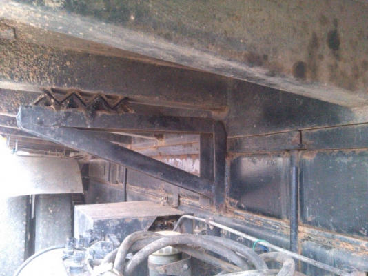 สิบล้อ ไอ้หลง 2เพาดั้มพ์-6D16-195แรง สภาพดีสวยเดิมๆทั้งคัน ทะเบียนโอน&hellip;ทุกจังหวัด