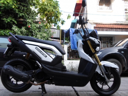 ยังไงก็ขาย zoomer-x ถูกพิศษปี2013รถบ้านมีเล่มชุดโอน