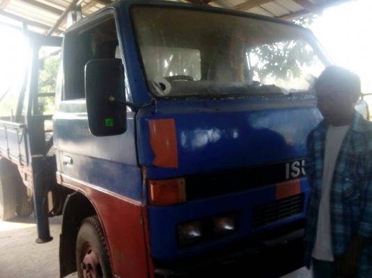 ***มาอีกแล้ว รถบ้านราคา&hellip;แบบบ้านๆ หกล้อISUZU100แรงเครน2.5ตัน สภาพดีพร้อมใช้งาน ทะเบียนพร้อมโอน&hellip;ทุกจังหวัด ราคา235000บ.