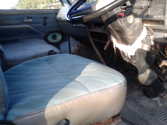 (มาใหม่พร้อมใช้ )รถหกล้อติด  NKR   110   ติดเครน   2.5  ตัน  พร้อมใช้