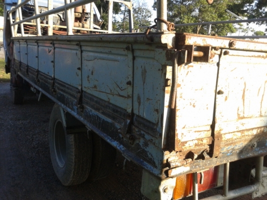 (มาใหม่พร้อมใช้ )รถหกล้อติด  NKR   110   ติดเครน   2.5  ตัน  พร้อมใช้