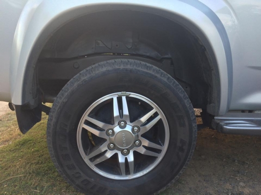 ขายรถกระบะ DMAX Super titanium สภาพสวย ราคาถูก ใช้เองครับ